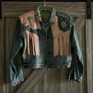 Vintage 80’s denim jacket with fun details